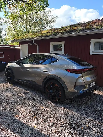 Cupra Tavascan 2024 photo 2