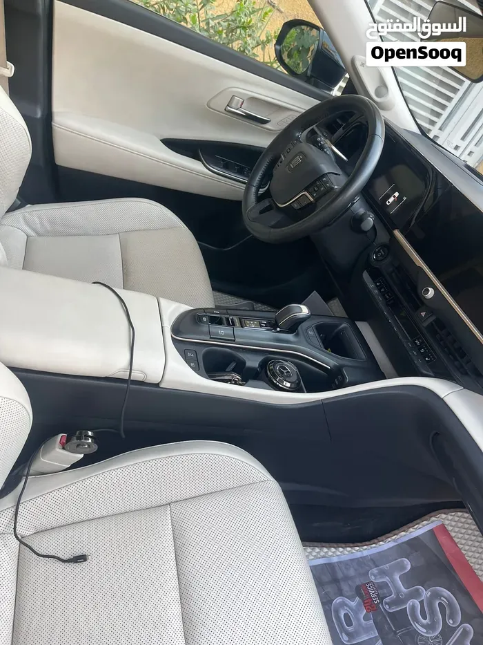 Toyota Crown 2023 photo 2