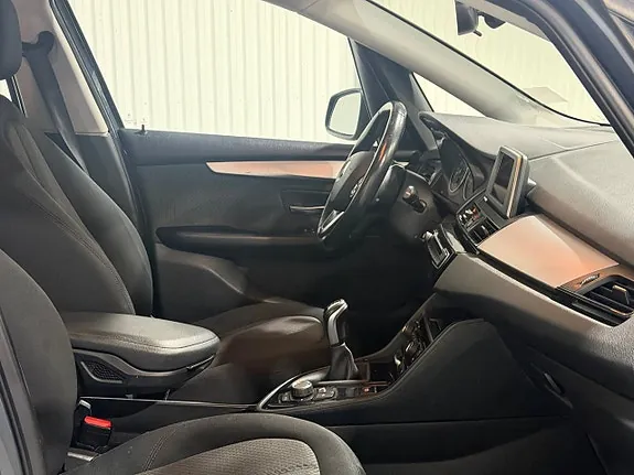 BMW 216D 2015 photo 3