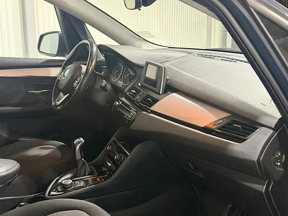 BMW 216D 2015 photo 5