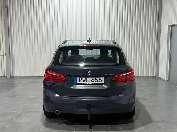 BMW 216D 2015 photo 2