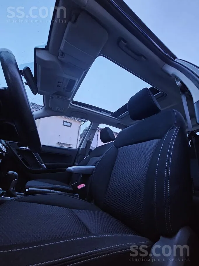 Subaru Forester 2018 photo 4