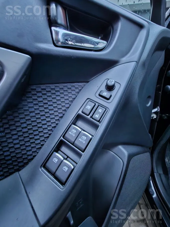 Subaru Forester 2018 photo 5