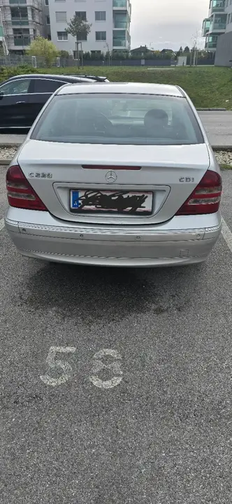 Mercedes-Benz C-Class 2003 photo 3