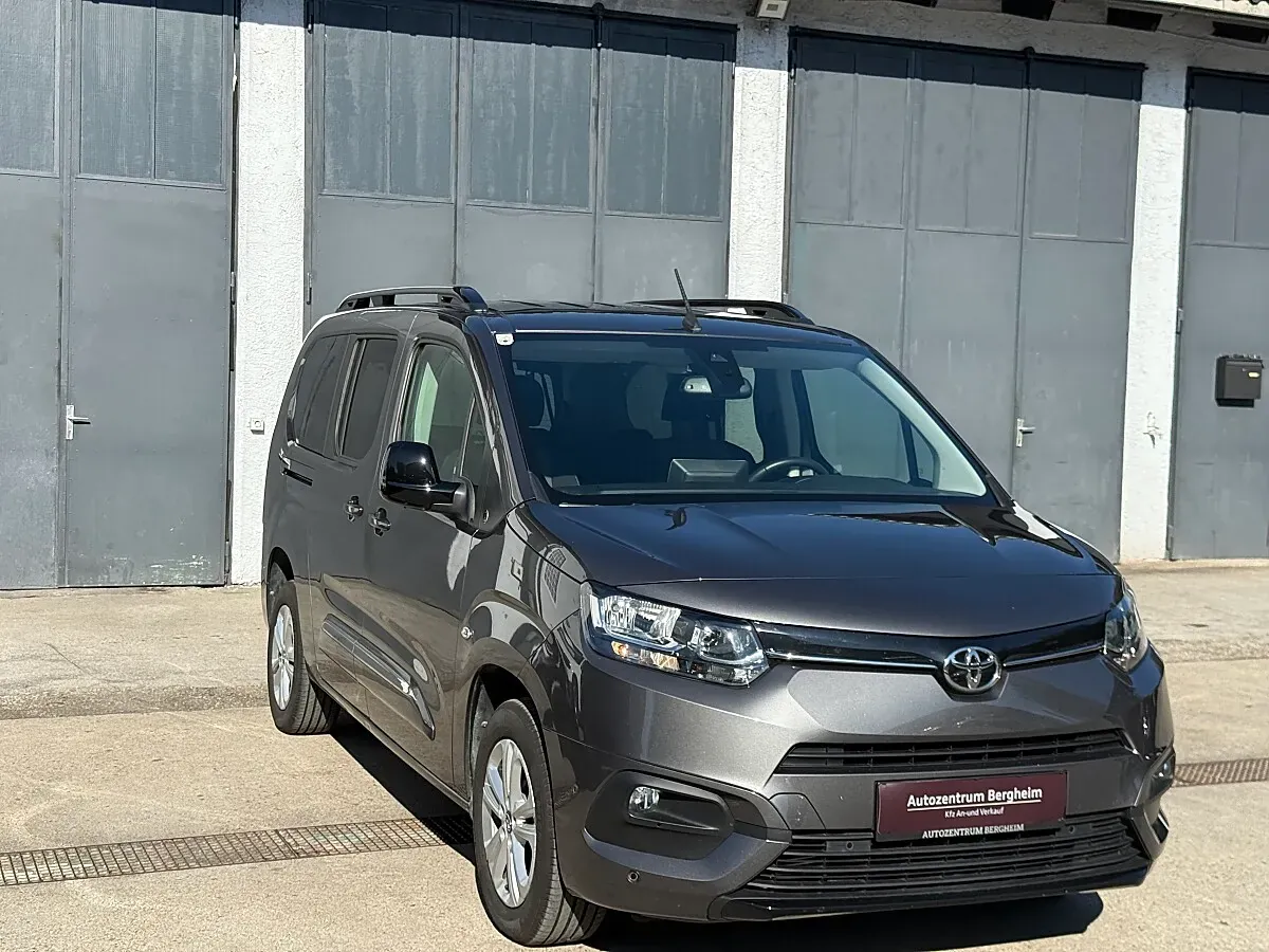 Toyota Proace City Verso 2023 photo 2