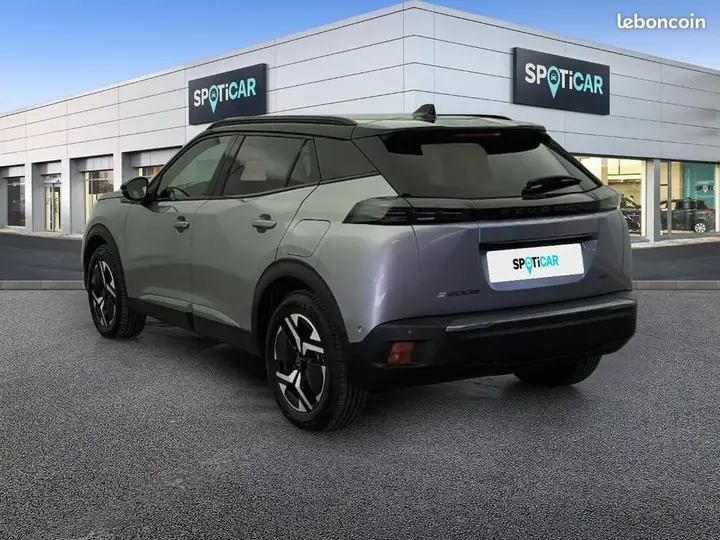 Peugeot 2008 2025 photo 3