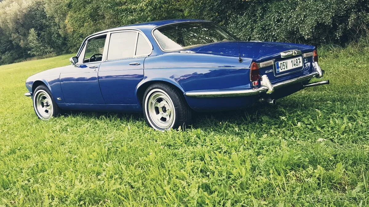 Jaguar Xj6 1974 photo 4