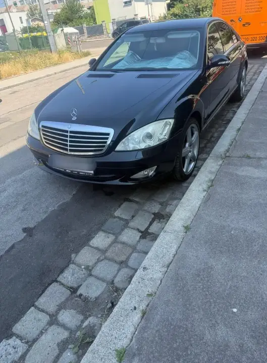 Mercedes-Benz S-Class 2008 photo 3