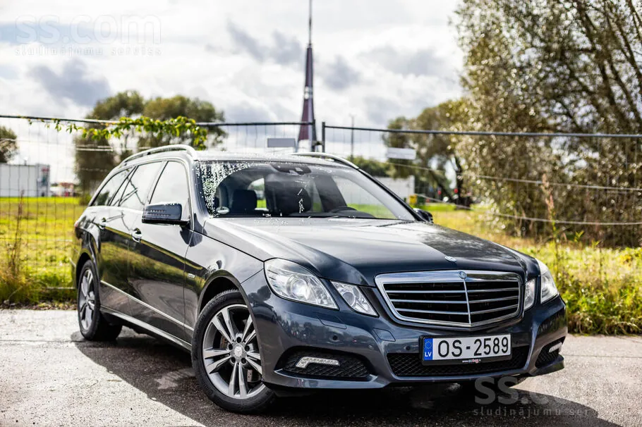 Mercedes-Benz E350 2009 photo 2
