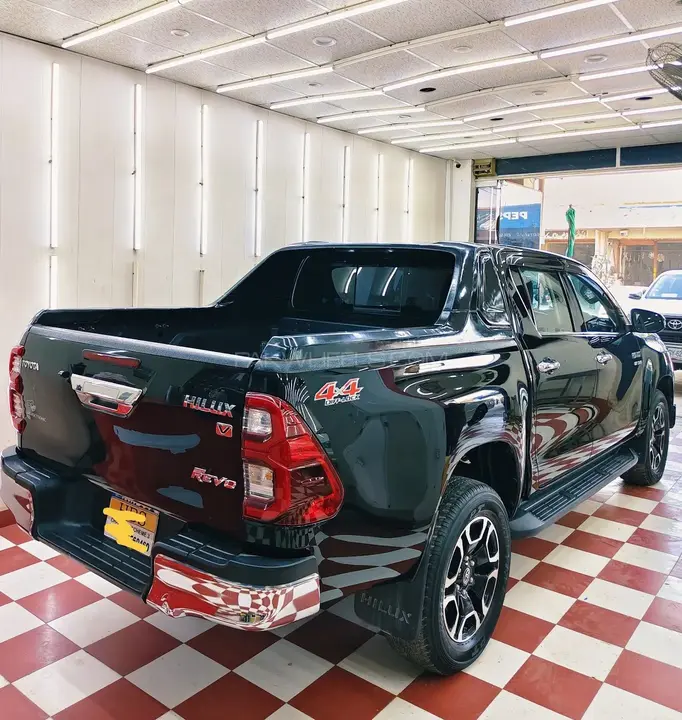 Toyota Hilux