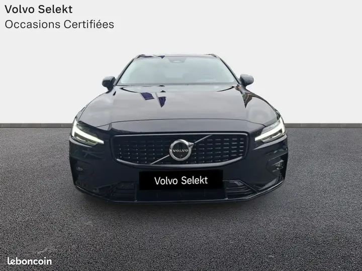 Volvo V60 2026 photo 2