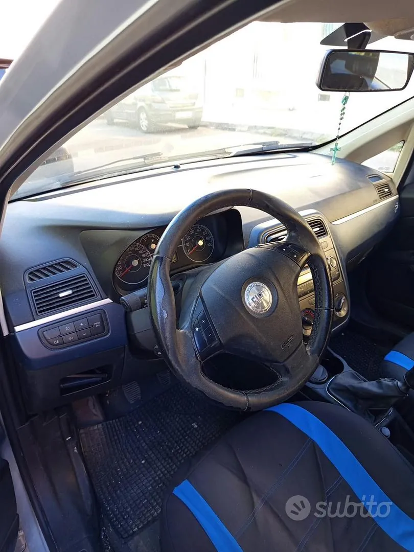 Fiat Grande Punto 2007 photo 3