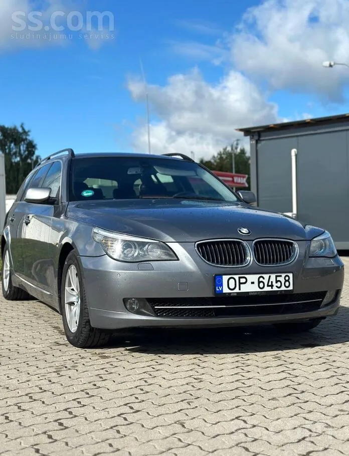 BMW 525D 2009 photo 2