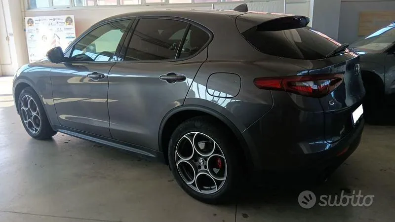 Alfa Romeo Stelvio 2022 photo 4