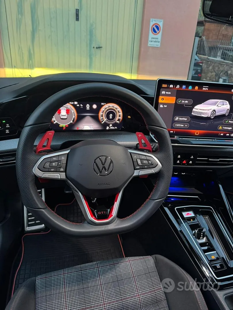 Volkswagen Golf 2024 photo 5