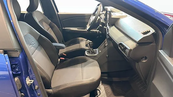 Dacia Sandero 2027 photo 3