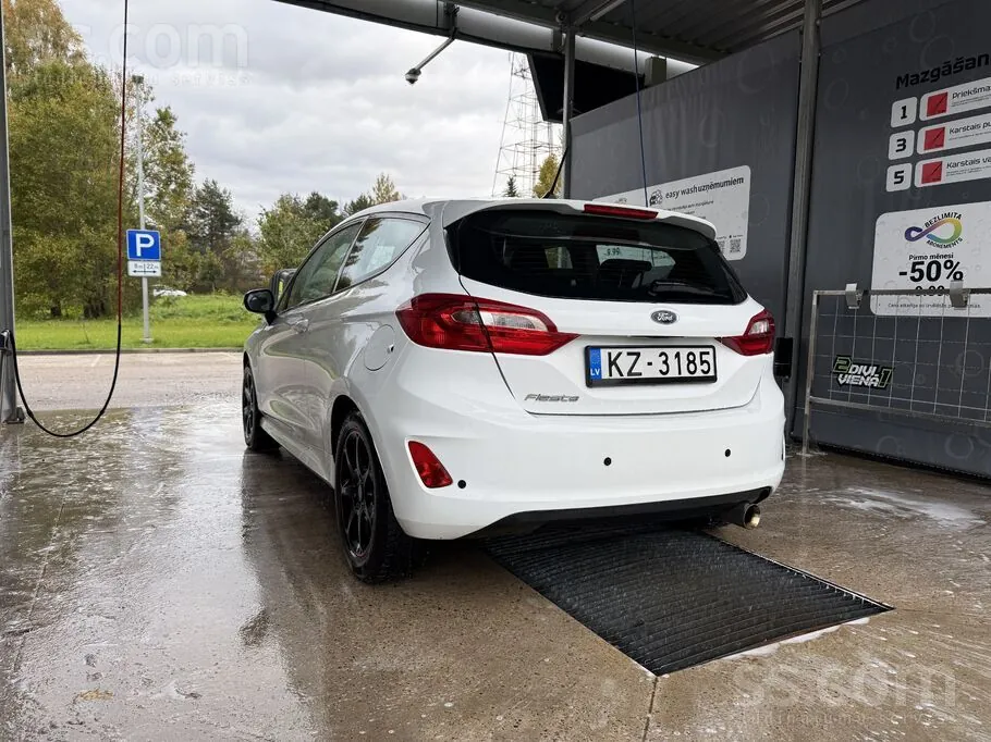 Ford Fiesta 2017 photo 3
