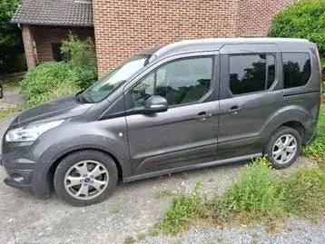Ford Tourneo Connect 2016 photo 2