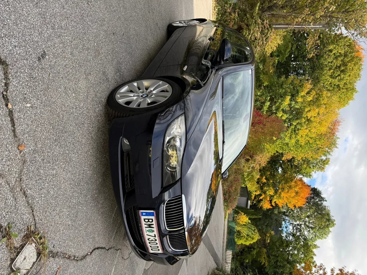 BMW 3 Series 2005 photo 2
