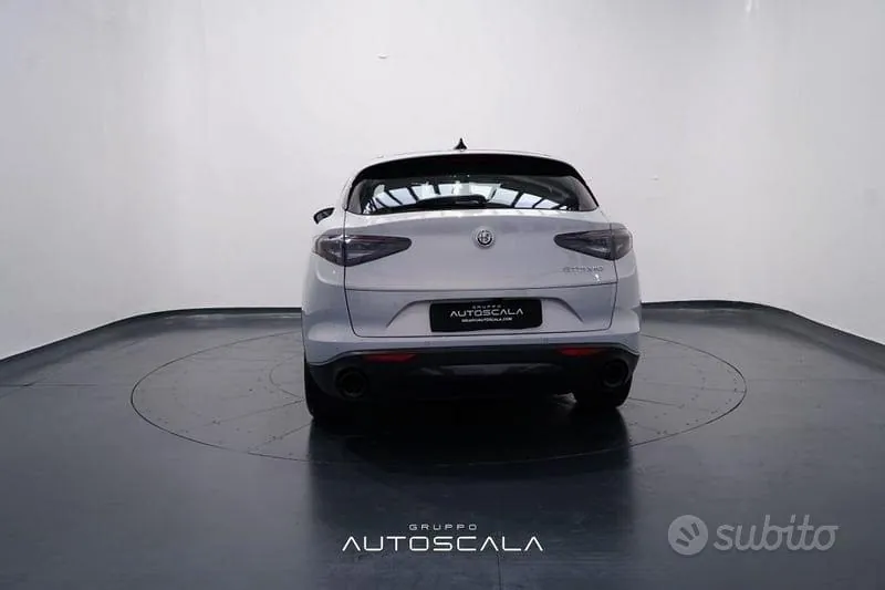 Alfa Romeo Stelvio 2024 photo 5