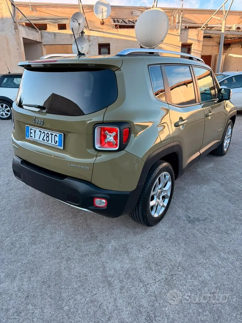 Jeep Renegade 2015 photo 2