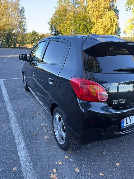 Mitsubishi Space Star I 2013 photo 3