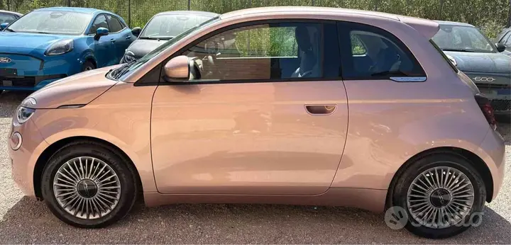 Fiat 500 photo 2