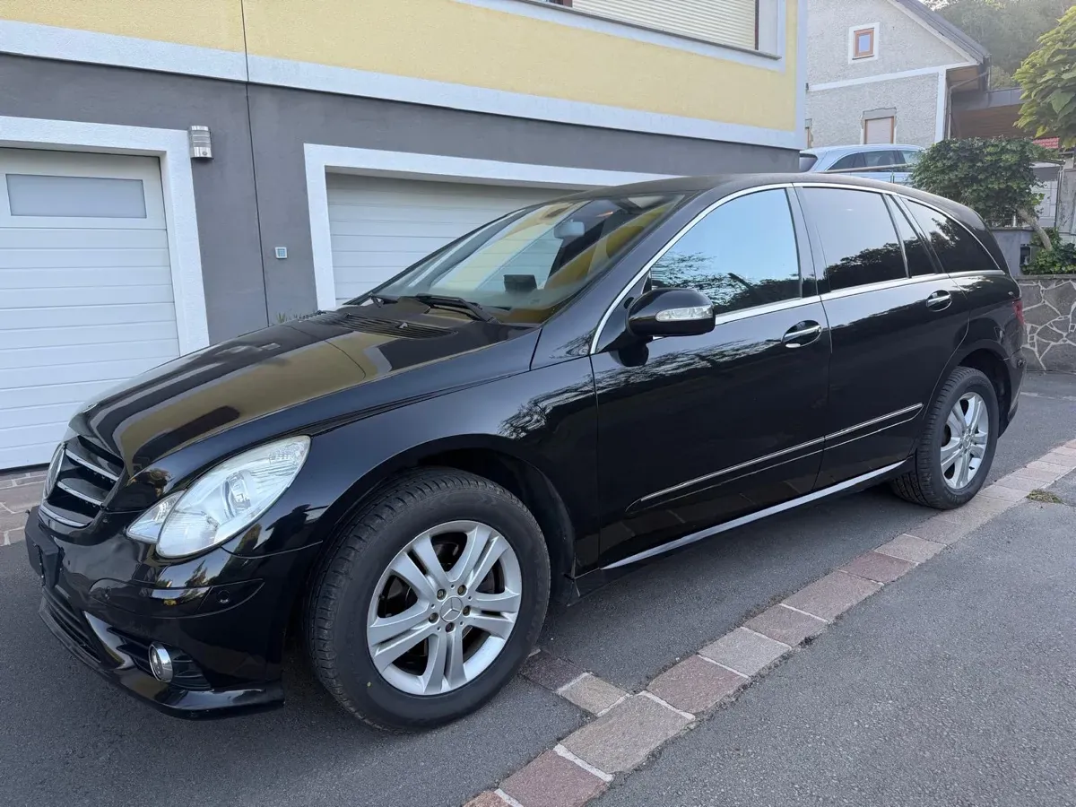 Mercedes-Benz R-Class 2009 photo 2