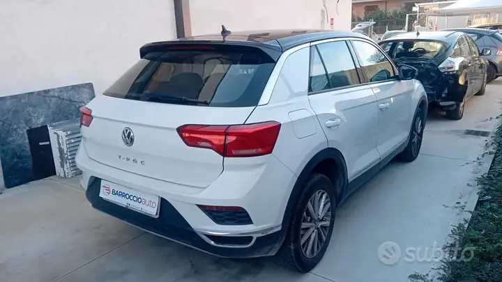 Volkswagen T-Roc 2019 photo 4