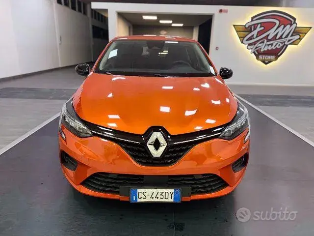 Renault Clio 2023 photo 2