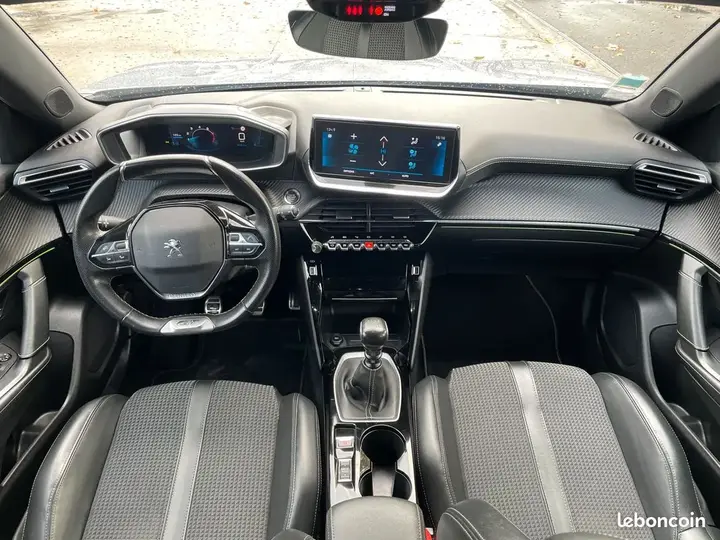 Peugeot 2008 2020 photo 3