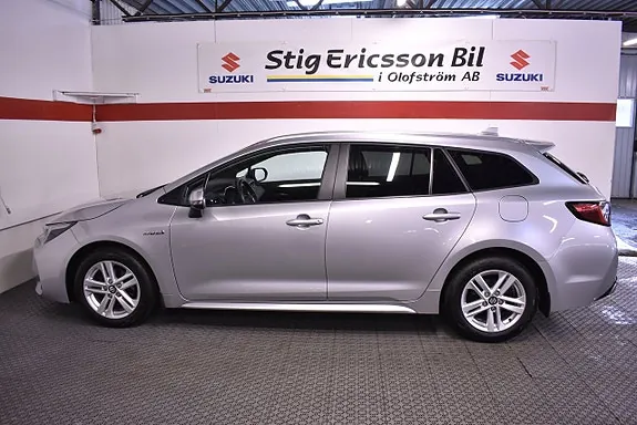 Suzuki Swace 2023 photo 4