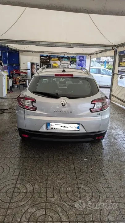 Renault Megane 2010 photo 3