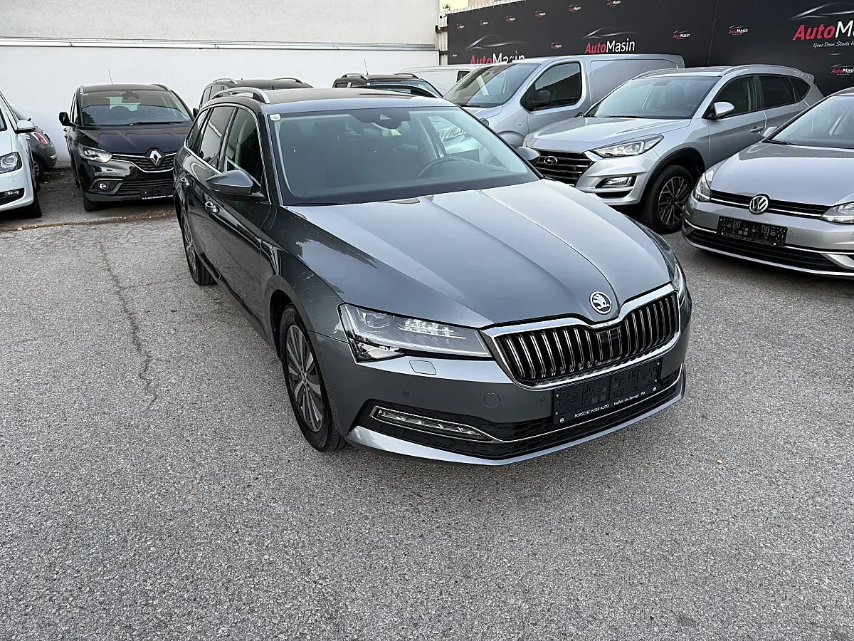 Skoda Superb 2023 photo 3
