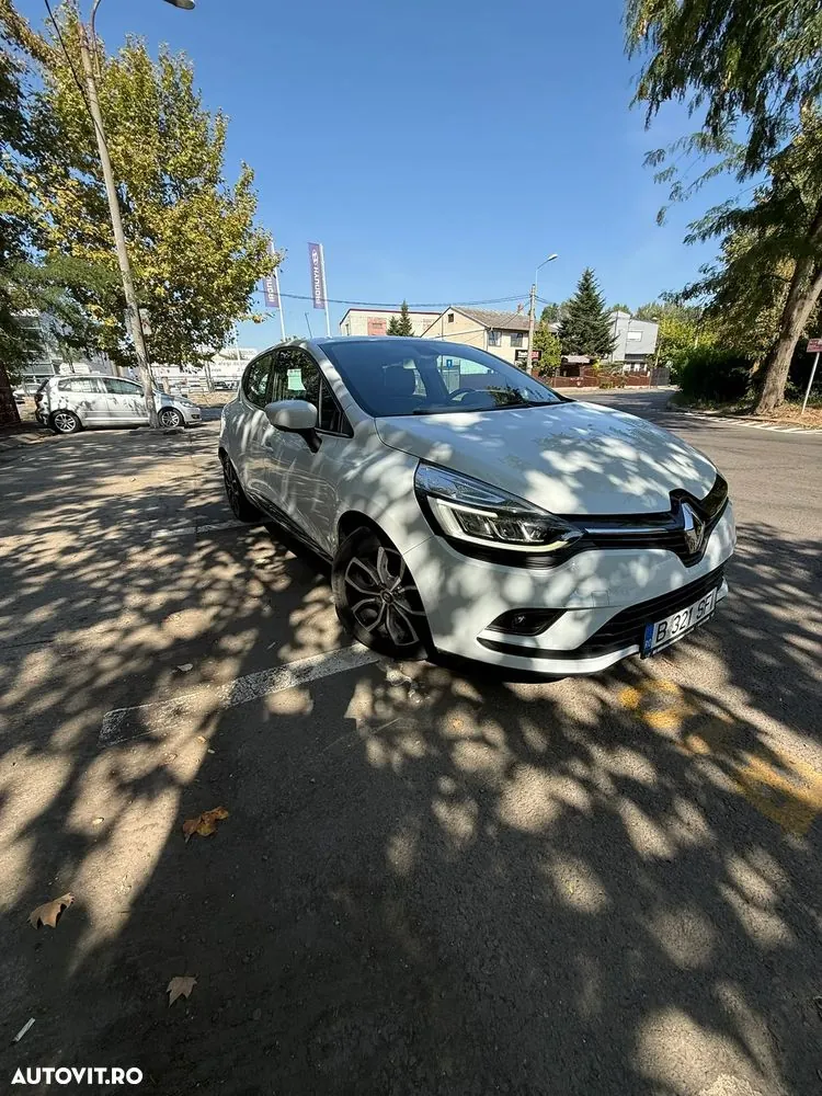 Renault Clio 2018 photo 2