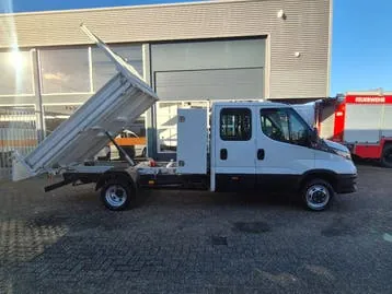 Iveco Daily 2020 photo 2