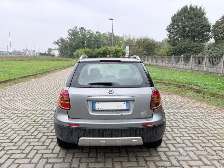 Fiat Sedici 2008 photo 4