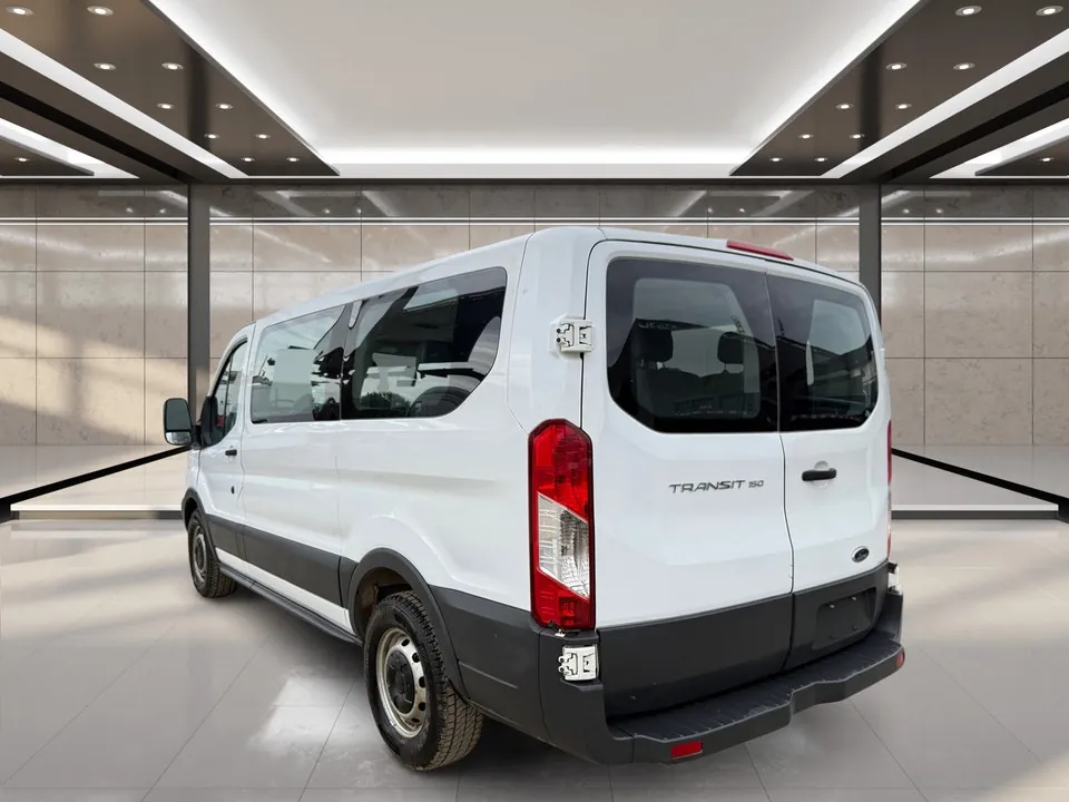 Ford Transit 2015 photo 4