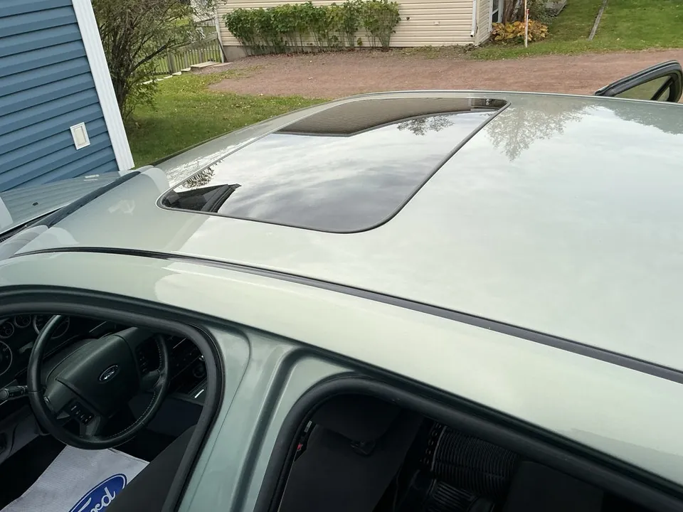 Ford Fusion 2009 photo 5