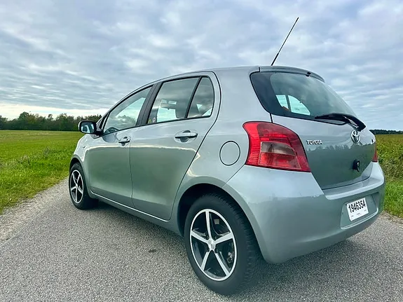 Toyota Yaris 2008 photo 5