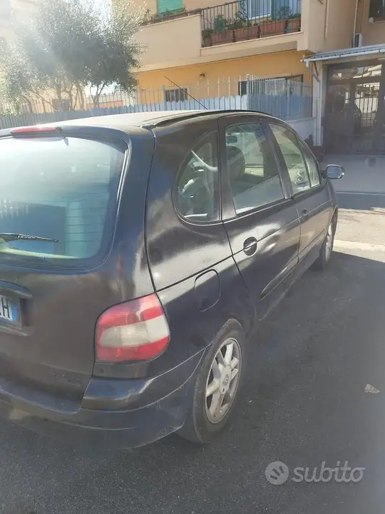 Renault Scenic 2002 photo 2