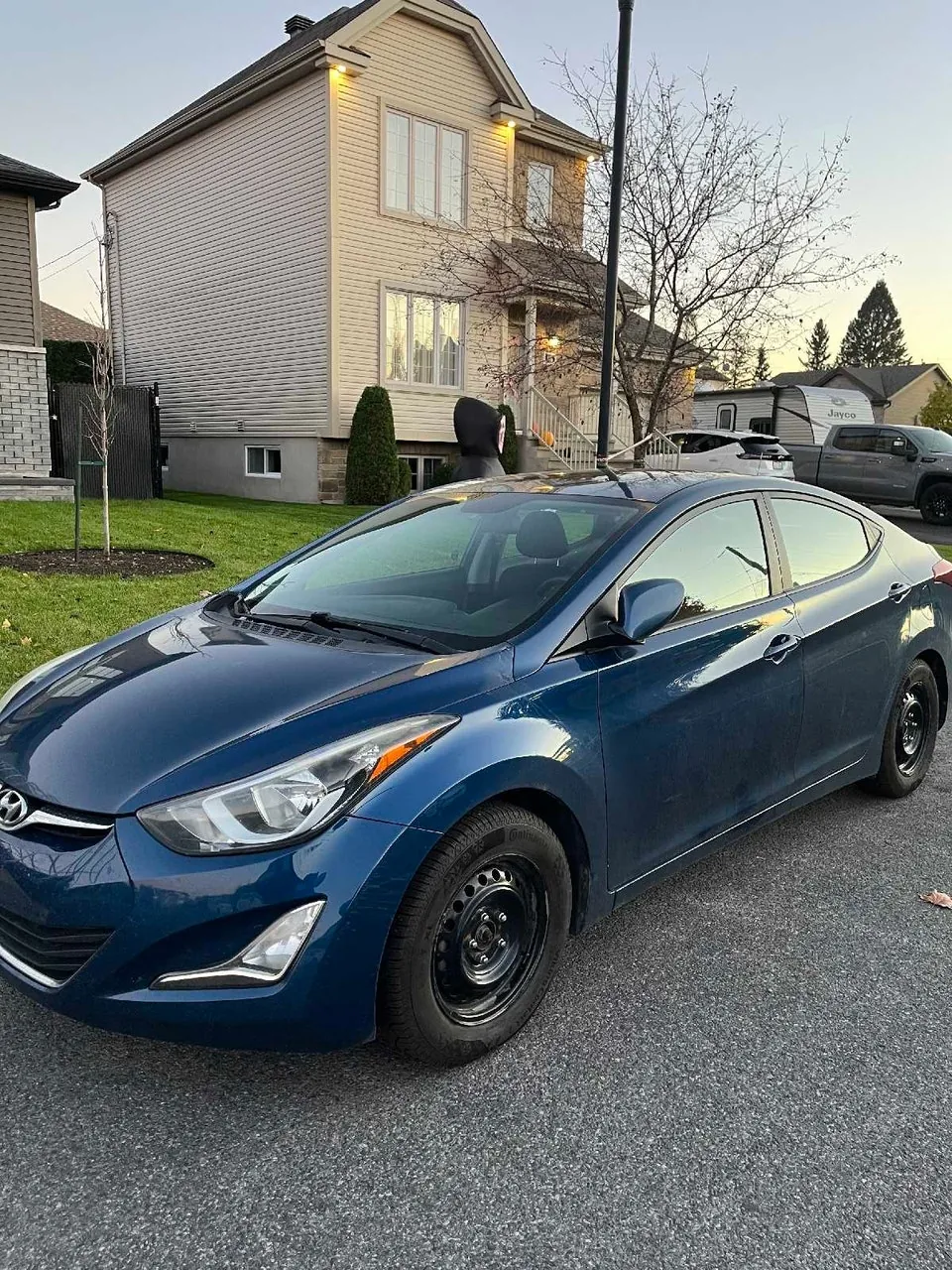 Hyundai Elantra 2016 photo 2