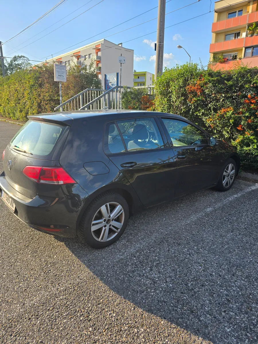 Volkswagen Golf 2015 photo 2