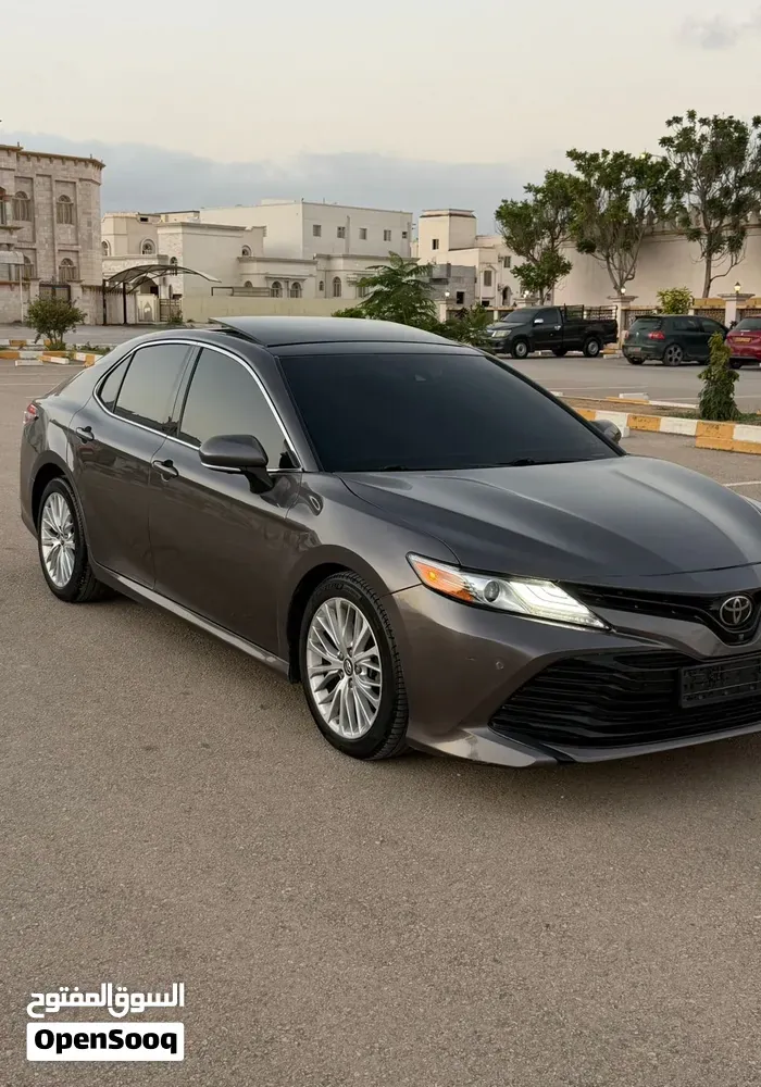 Toyota Camry 2018 photo 3