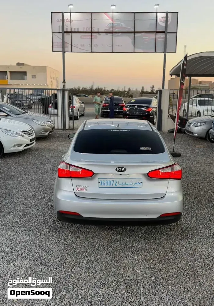 Kia Forte 2015 photo 4