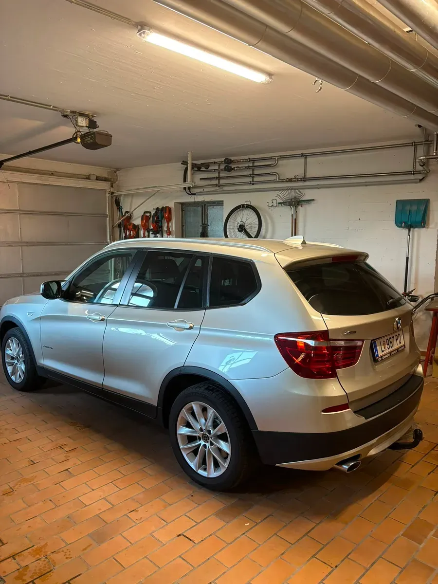 BMW X3 2014 photo 2