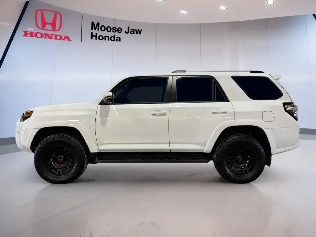 Toyota 4Runner 2022 photo 3
