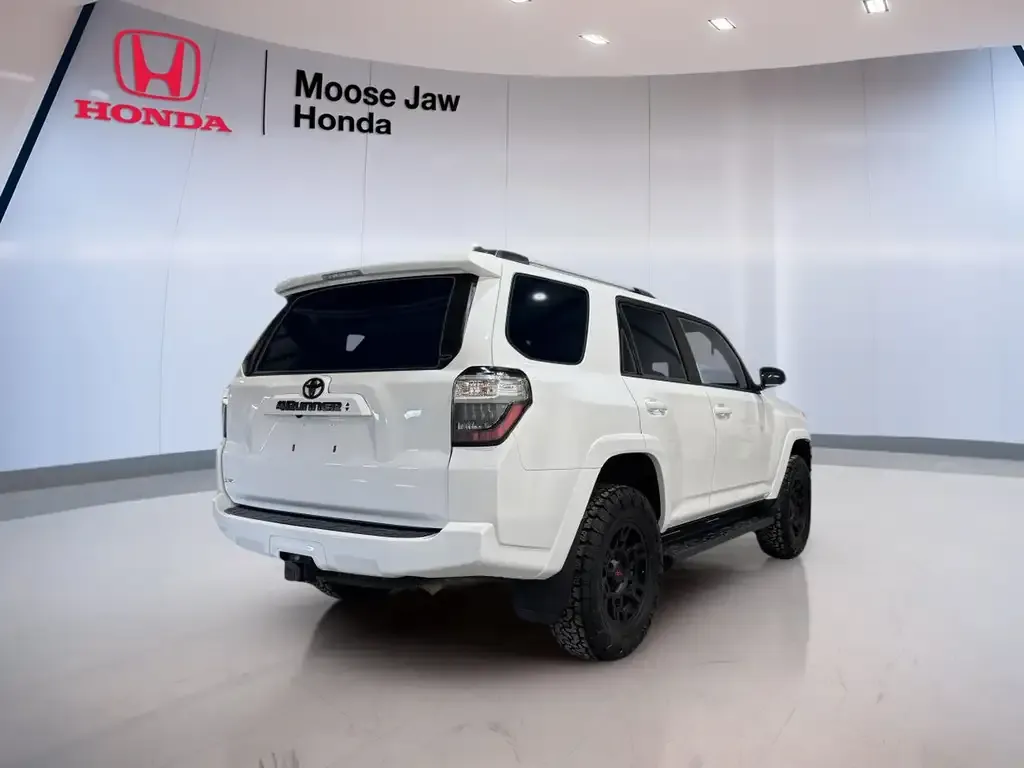 Toyota 4Runner 2022 photo 5
