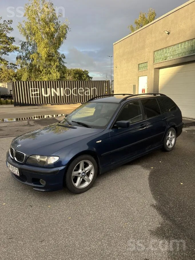BMW 320 2003 photo 2