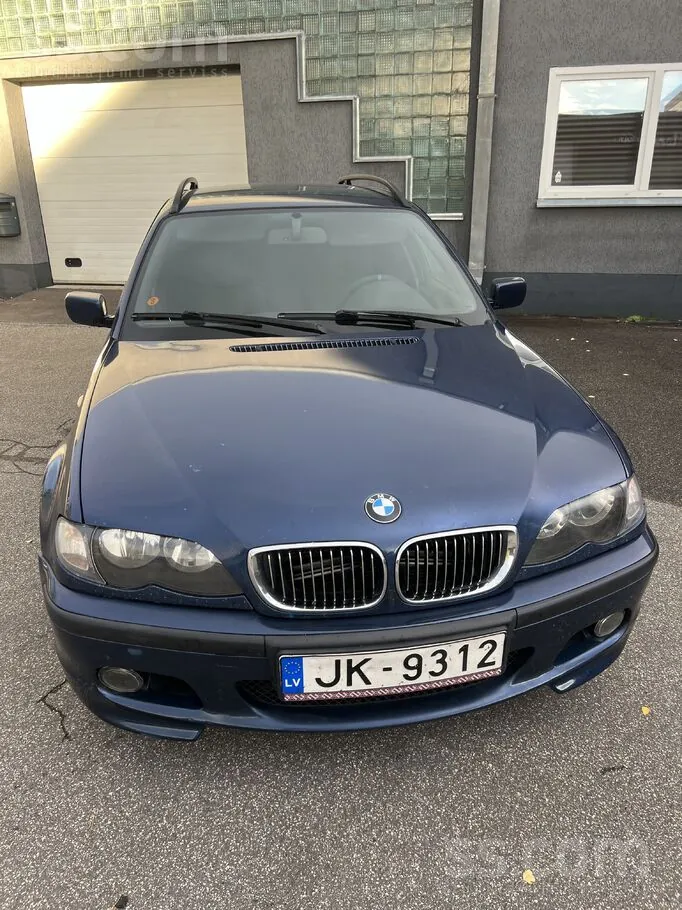 BMW 320